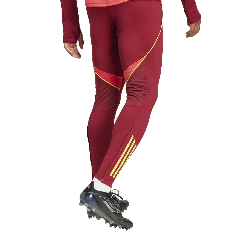 ADULT PLAYER TRAINING LONG TROUSERS SIZE 25/26