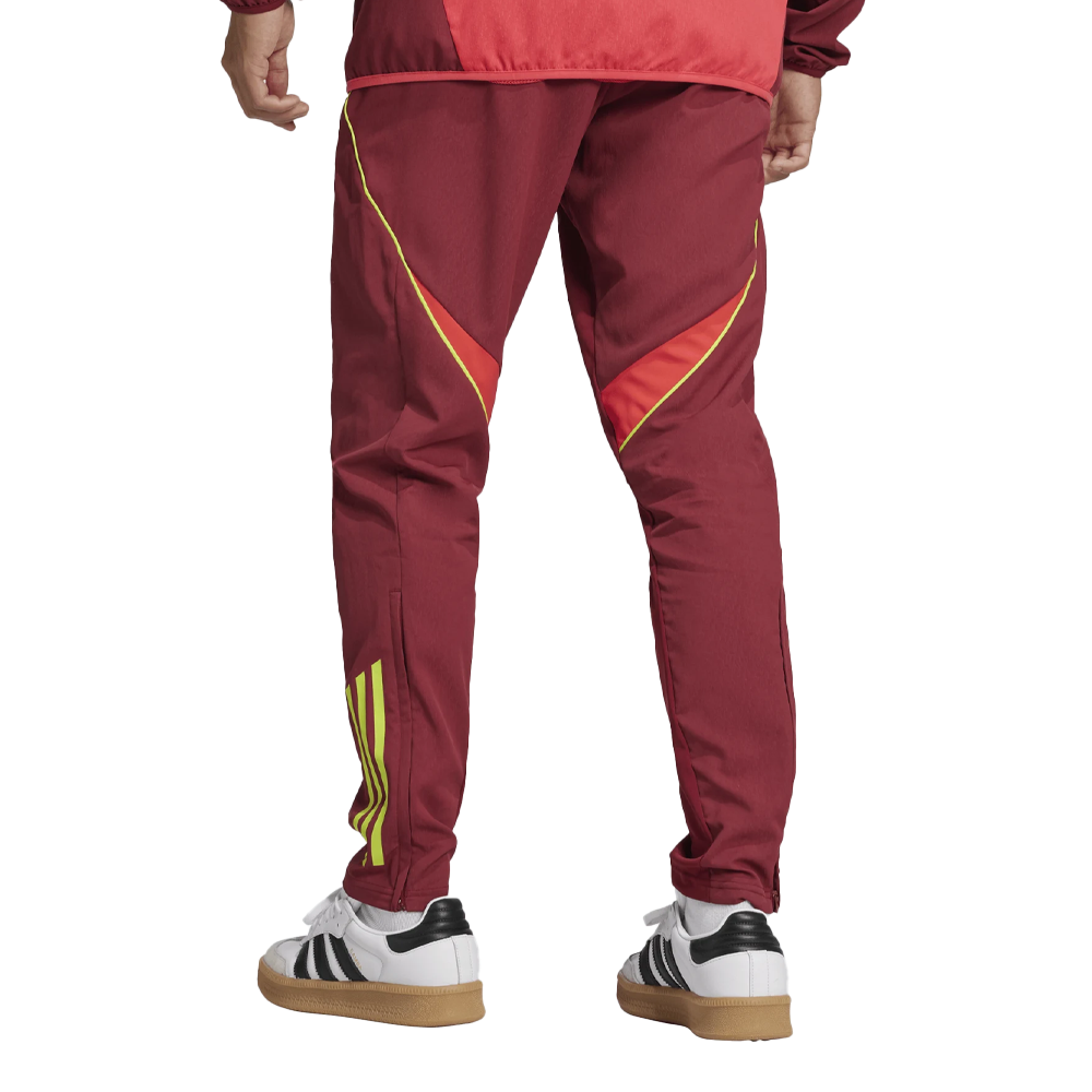 PANTALÓN DE CHÁNDAL JUGADOR ADULTO 25/26