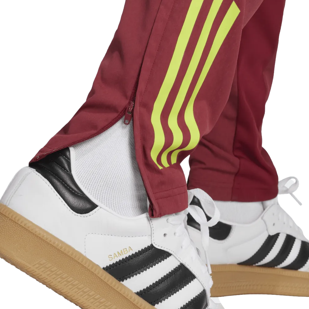 PANTALÓN DE CHÁNDAL JUGADOR ADULTO 25/26