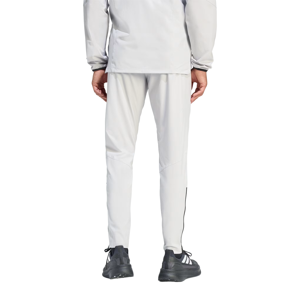 PANTALÓN VIAJE JUGADOR ADULTO 26/27